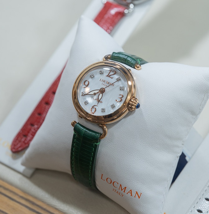 orologio classico moderno bedizzole